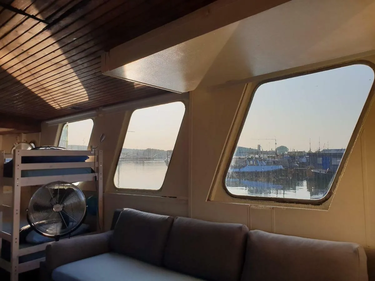 Beagle Family Houseboat Ξενοδοχείο Άμστερνταμ Πλωτό κατάλυμα